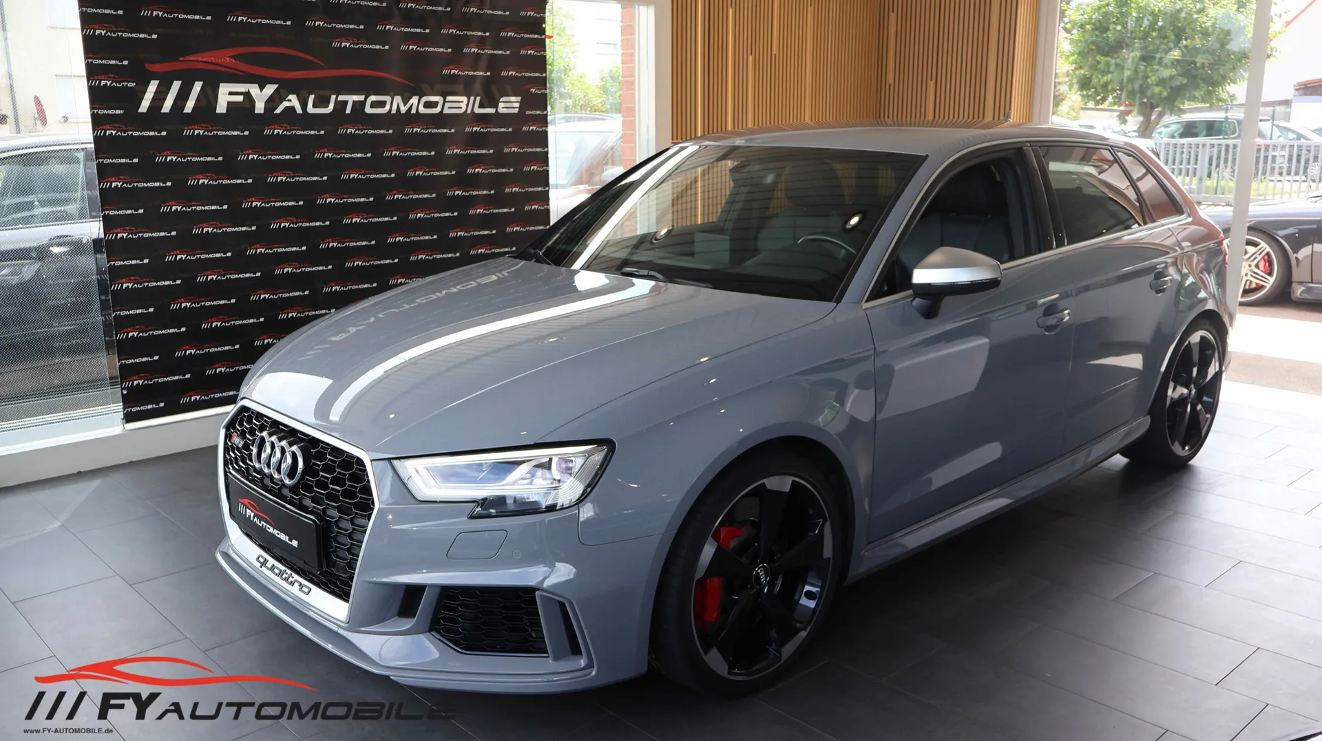 Audi RS3 2.5 TFSI quattro* No OPF* 8x Bereift* Top !